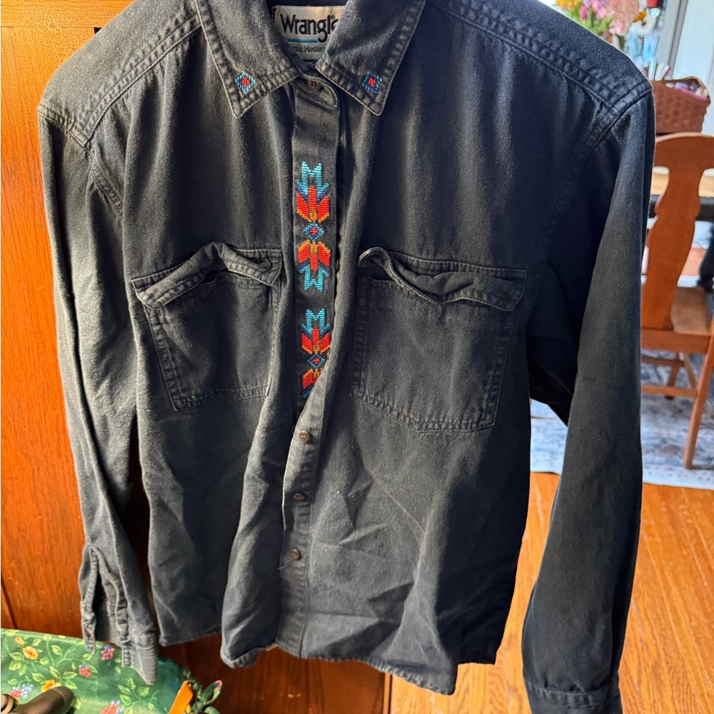 Vintage Wrangler denim button down with beautiful embroidery